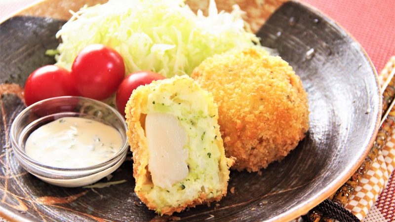 中にはホタテが丸ごと！ホタテ入りのヘルシーコロッケ